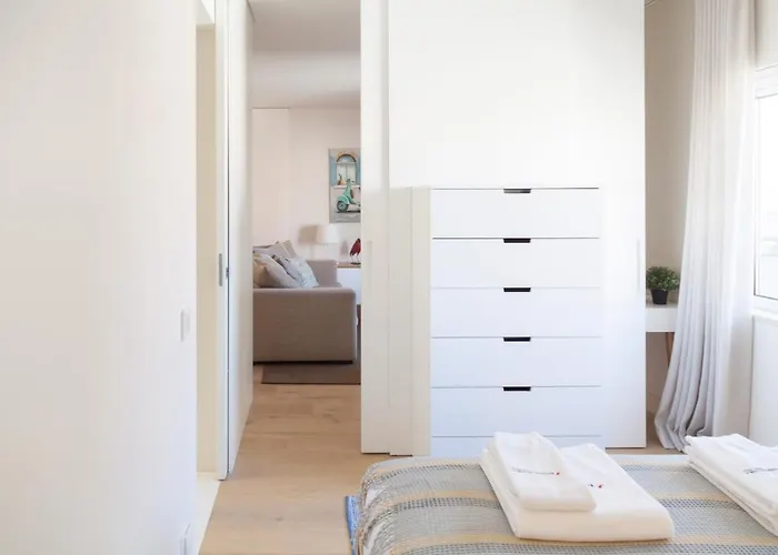 Flh Saldanha Minimalist Flat